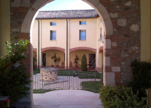 arco ingresso chiostro