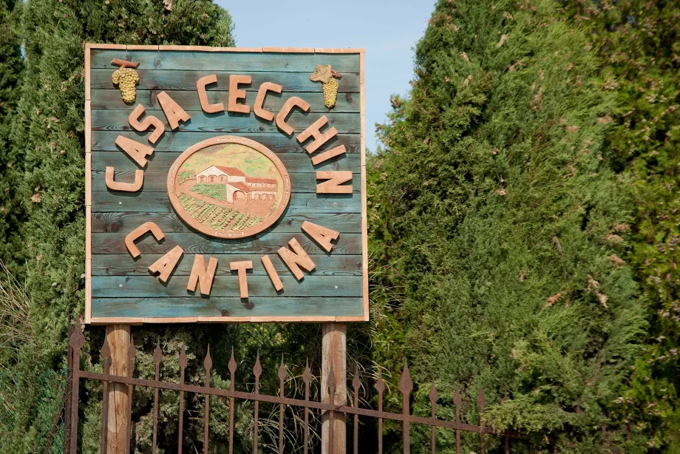 insegna casa cecchin