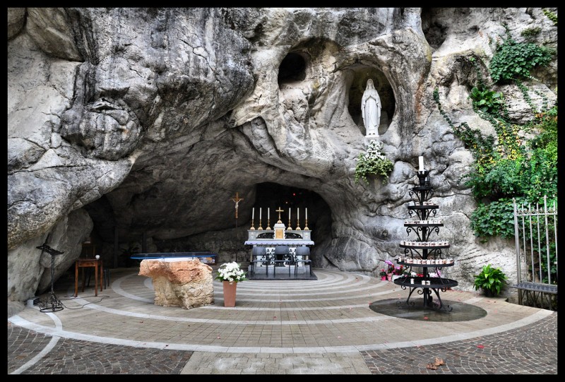 grotta lourdes